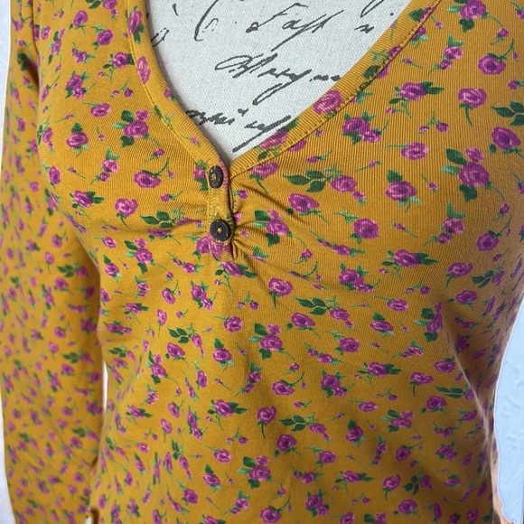 Blouse - Picture 3 of 5